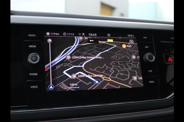 Volkswagen Taigo 1.5 TSI R-Line | PANORAMA DAK | CAMERA |