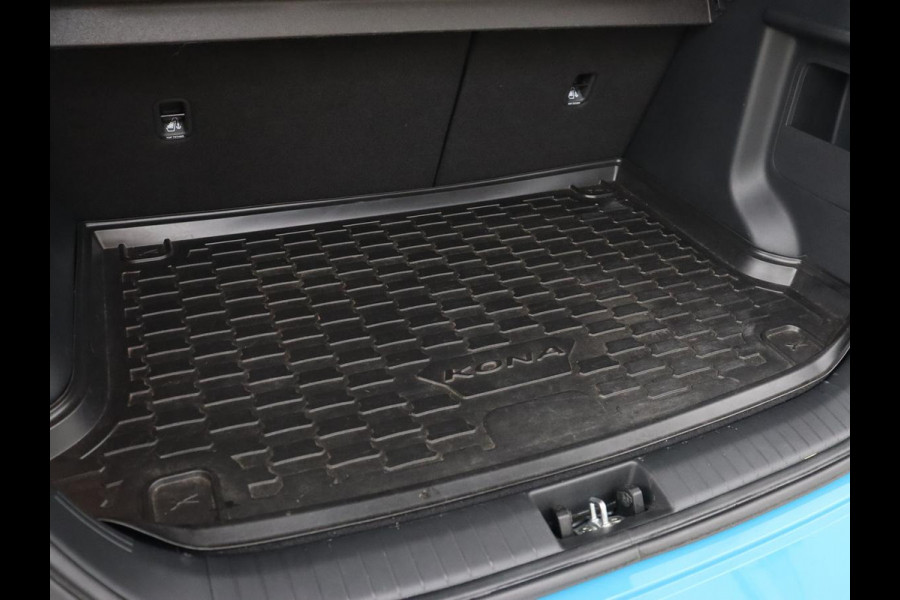 Hyundai Kona EV Comfort 39 kWh | Adaptive cruise | Camera | Carplay | Climate control | Digital Cockpit | Full LED