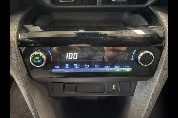 Toyota Yaris Cross 1.5 Hybrid Dynamic TREKHAAK/KEYLESS/CAMERA/NAVI/CARPLAY/17INCH