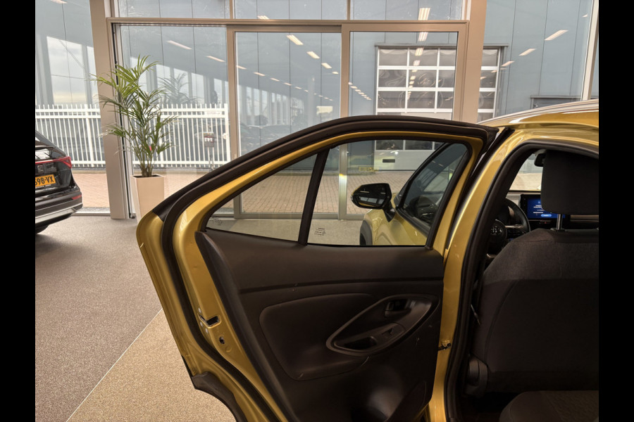 Toyota Yaris Cross 1.5 Hybrid Dynamic TREKHAAK/KEYLESS/CAMERA/NAVI/CARPLAY/17INCH