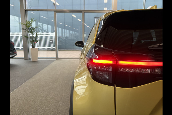 Toyota Yaris Cross 1.5 Hybrid Dynamic TREKHAAK/KEYLESS/CAMERA/NAVI/CARPLAY/17INCH