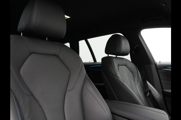 BMW 5 Serie Touring 530e M Sport Plug In Hybrid 294pk PHEV | Adaptive Cruise | Laser LED | Head Up | Camera | Lederen Sportstoelen & Stuur Verwarmd | Sfeerverlichting | Apple Carplay | Keyless | Blis | Navigatie | DAB |