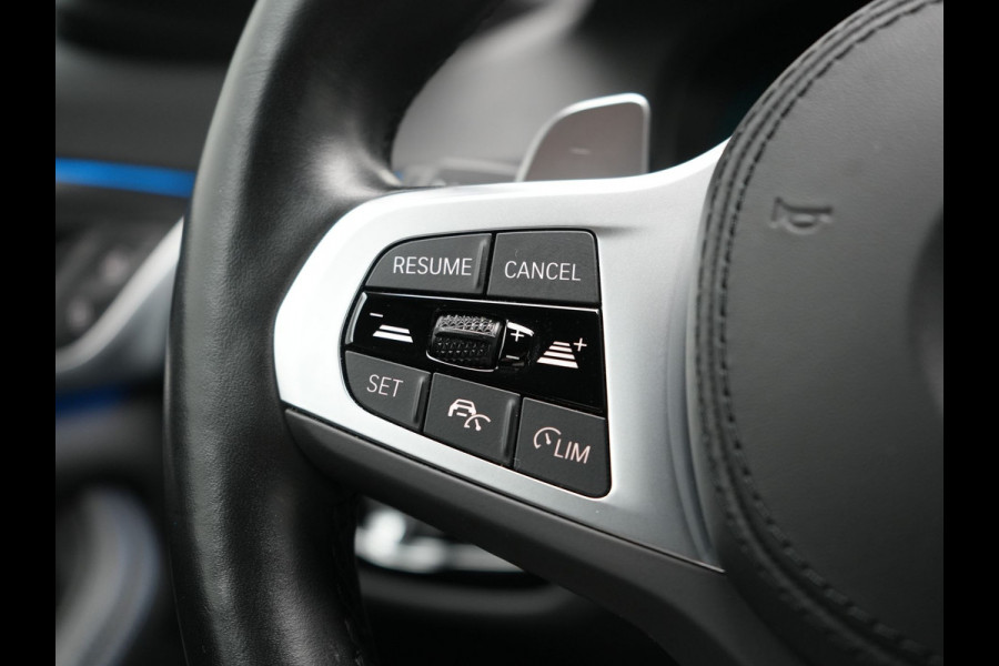 BMW 5 Serie Touring 530e M Sport Plug In Hybrid 294pk PHEV | Adaptive Cruise | Laser LED | Head Up | Camera | Lederen Sportstoelen & Stuur Verwarmd | Sfeerverlichting | Apple Carplay | Keyless | Blis | Navigatie | DAB |