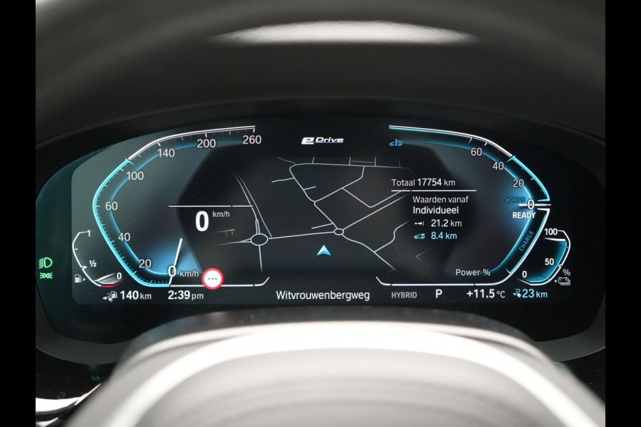 BMW 5 Serie Touring 530e M Sport Plug In Hybrid 294pk PHEV | Adaptive Cruise | Laser LED | Head Up | Camera | Lederen Sportstoelen & Stuur Verwarmd | Sfeerverlichting | Apple Carplay | Keyless | Blis | Navigatie | DAB |