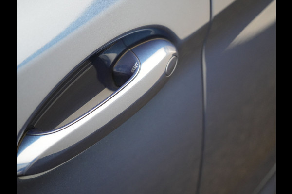 BMW 5 Serie Touring 530e M Sport Plug In Hybrid 294pk PHEV | Adaptive Cruise | Laser LED | Head Up | Camera | Lederen Sportstoelen & Stuur Verwarmd | Sfeerverlichting | Apple Carplay | Keyless | Blis | Navigatie | DAB |