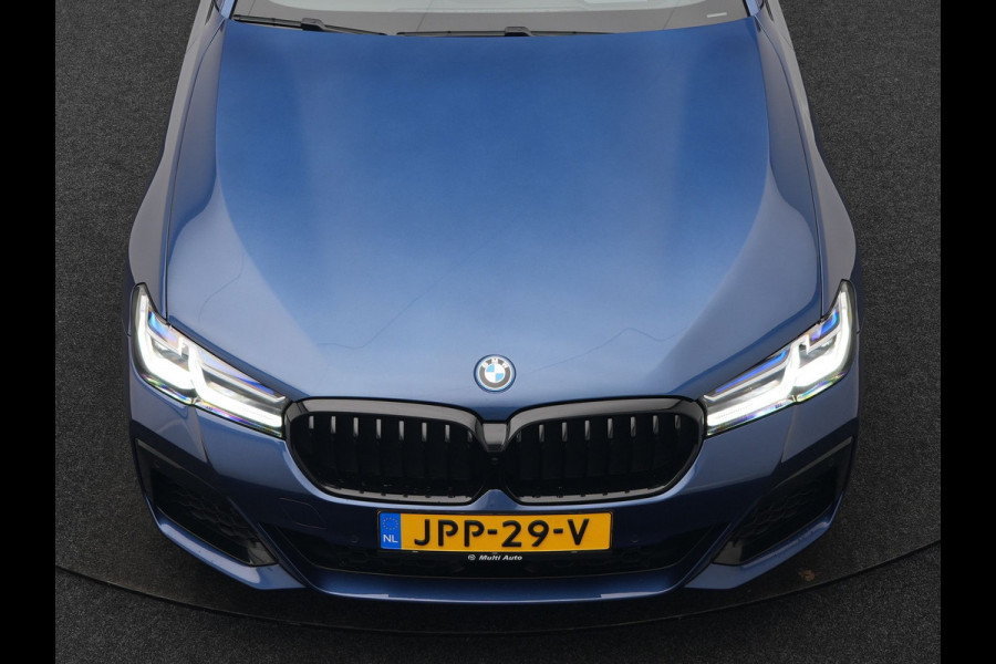 BMW 5 Serie Touring 530e M Sport Plug In Hybrid 294pk PHEV | Adaptive Cruise | Laser LED | Head Up | Camera | Lederen Sportstoelen & Stuur Verwarmd | Sfeerverlichting | Apple Carplay | Keyless | Blis | Navigatie | DAB |