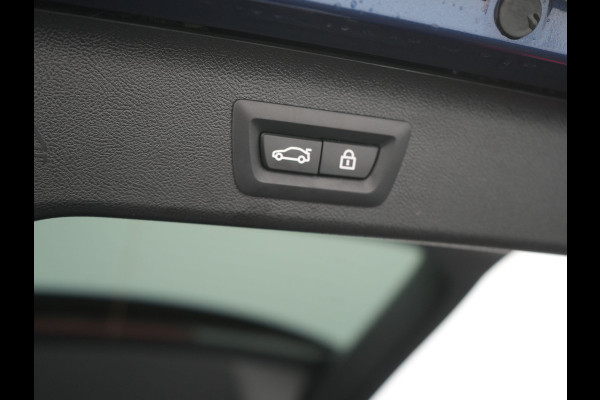 BMW 5 Serie Touring 530e M Sport Plug In Hybrid 294pk PHEV | Adaptive Cruise | Laser LED | Head Up | Camera | Lederen Sportstoelen & Stuur Verwarmd | Sfeerverlichting | Apple Carplay | Keyless | Blis | Navigatie | DAB |