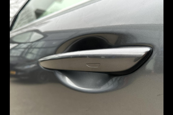 Mazda CX-80 2.5 e-SkyActiv PHEV Homura Plus 6p. 7 | VAN: €59.900,- VOOR: €55.877,- UW EINDEJAARSVOORDEEL: €4.023,-