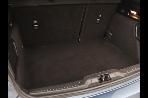 Ford Focus 1.0 EcoBoost Hybrid ST Line | Stoel & stuurverwarming | Camera | Navigatie | Carplay | Climate control | Parkeerhulp
