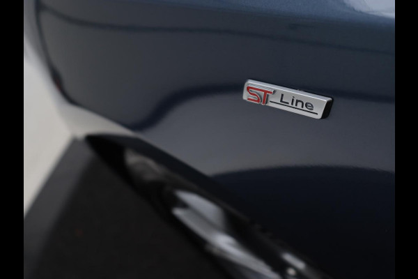 Ford Focus 1.0 EcoBoost Hybrid ST Line | Stoel & stuurverwarming | Camera | Navigatie | Carplay | Climate control | Parkeerhulp