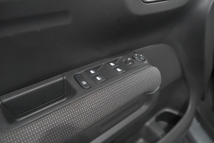 Citroën C3 Aircross PureTech 82 Feel | Camera | Parkeersensoren | Climate Control