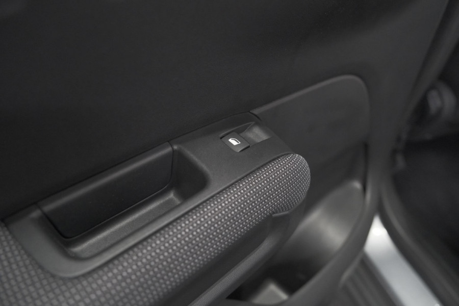 Citroën C3 Aircross PureTech 82 Feel | Camera | Parkeersensoren | Climate Control