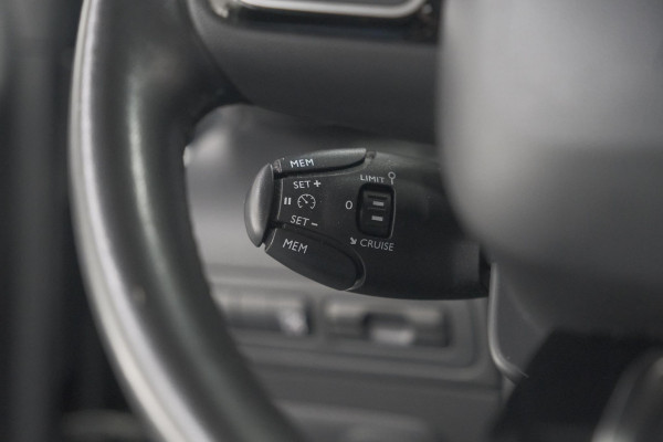 Citroën C3 Aircross PureTech 82 Feel | Camera | Parkeersensoren | Climate Control