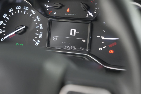 Citroën C3 Aircross PureTech 82 Feel | Camera | Parkeersensoren | Climate Control