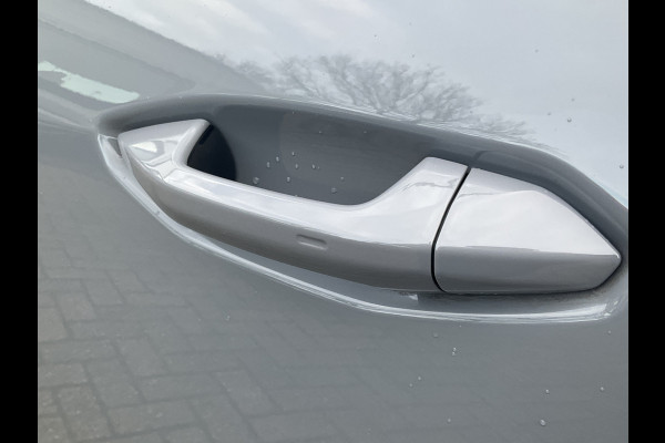 Audi Q4 e-tron 50 quattro Launch edition S Competition 77 kWh 1Eig Warmtepomp Sonos Camera Leer NL-Auto Uitstraling!