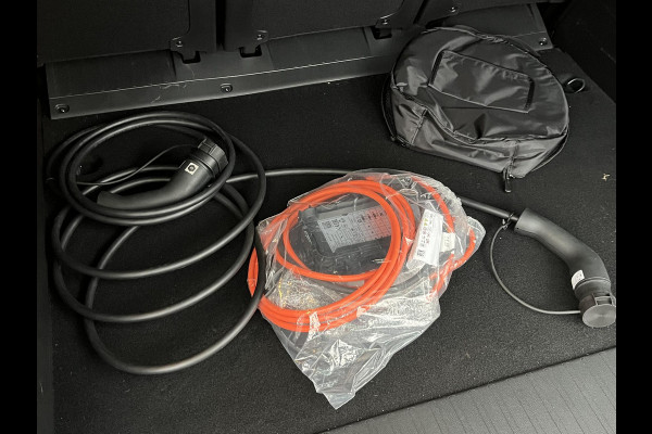 Peugeot e-Rifter 136 GT L1 VAN: 33.900,- VOOR: 30.877,- UW EINDEJAARSVOORDEEL: 3.023,- | RIJKLAARPRIJS | UNIEK LAGE KMSTAND | TOPSTAAT!