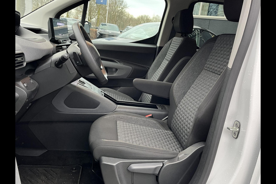 Peugeot e-Rifter 136 GT L1 VAN: 33.900,- VOOR: 30.877,- UW EINDEJAARSVOORDEEL: 3.023,- | RIJKLAARPRIJS | UNIEK LAGE KMSTAND | TOPSTAAT!