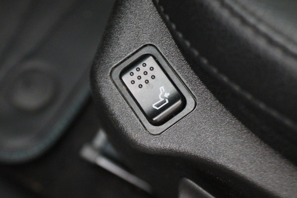 Jeep Compass 4xe 240 Plug-in Hybrid Electric Upland