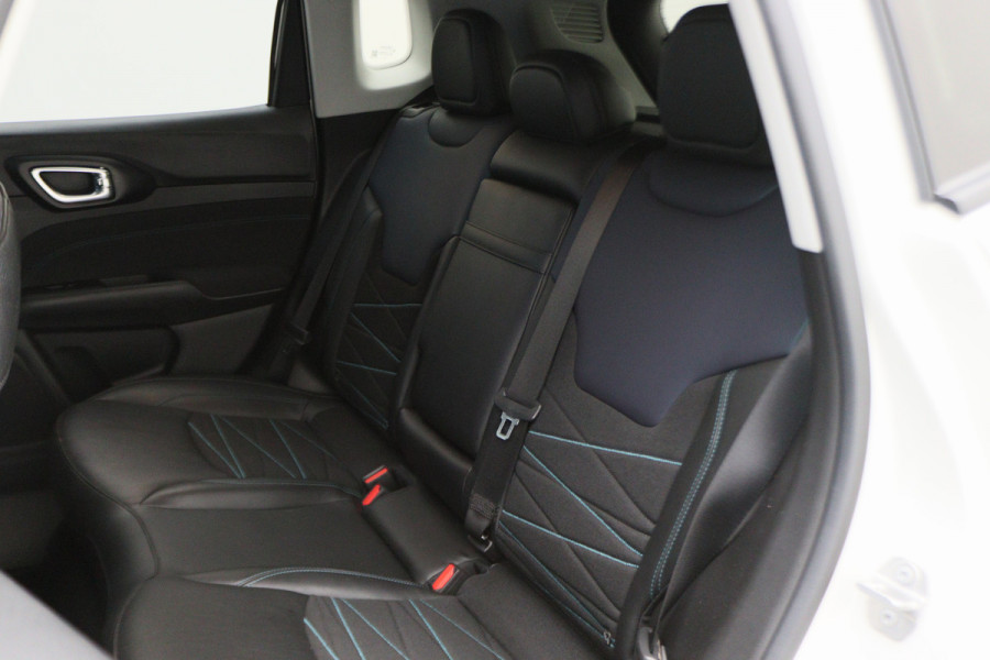 Jeep Compass 4xe 240 Plug-in Hybrid Electric Upland