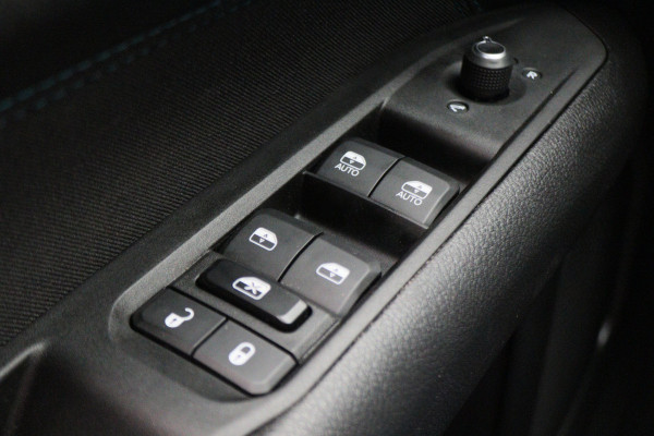 Jeep Compass 4xe 240 Plug-in Hybrid Electric Upland