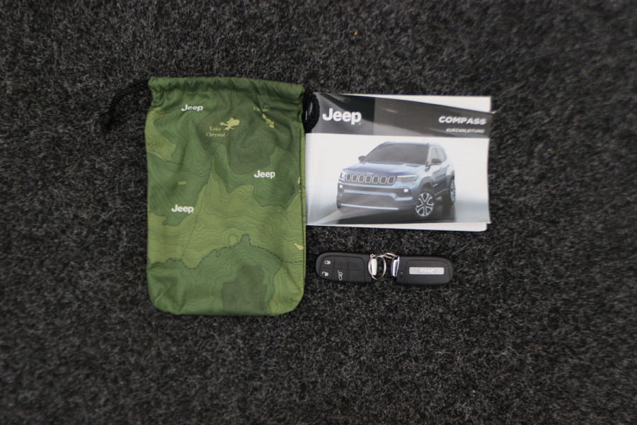 Jeep Compass 4xe 240 Plug-in Hybrid Electric Upland