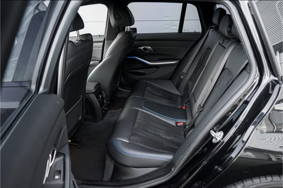 BMW 3 Serie Touring 320i M-Sport Shadow CarPlay Camera 19"