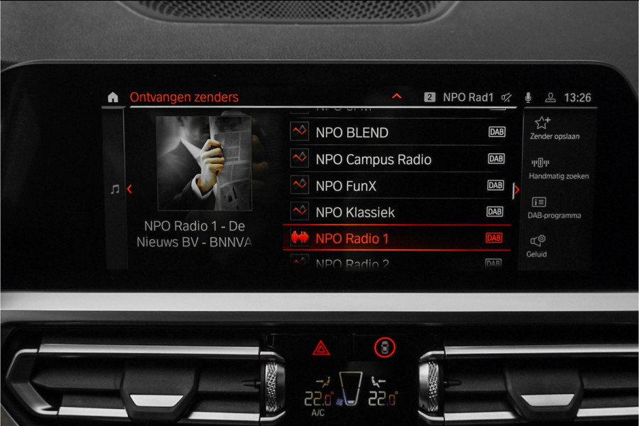 BMW 3 Serie Touring 320i M-Sport Shadow CarPlay Camera 19"