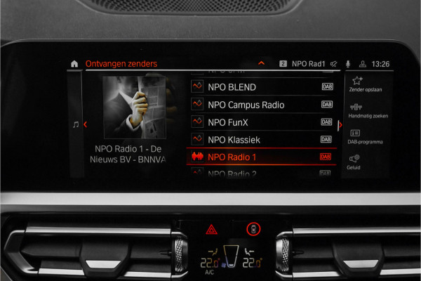 BMW 3 Serie Touring 320i M-Sport Shadow CarPlay Camera 19"