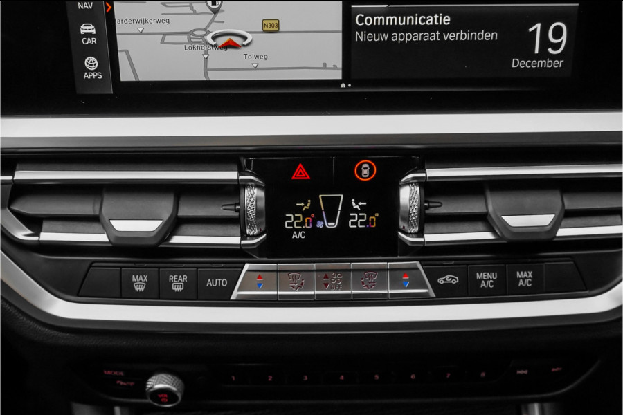 BMW 3 Serie Touring 320i M-Sport Shadow CarPlay Camera 19"