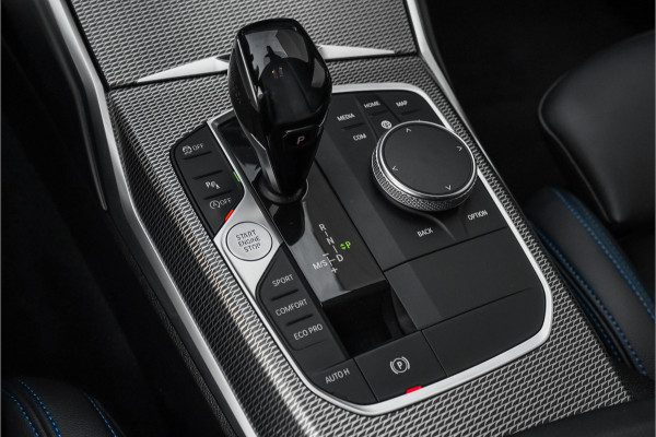 BMW 3 Serie Touring 320i M-Sport Shadow CarPlay Camera 19"