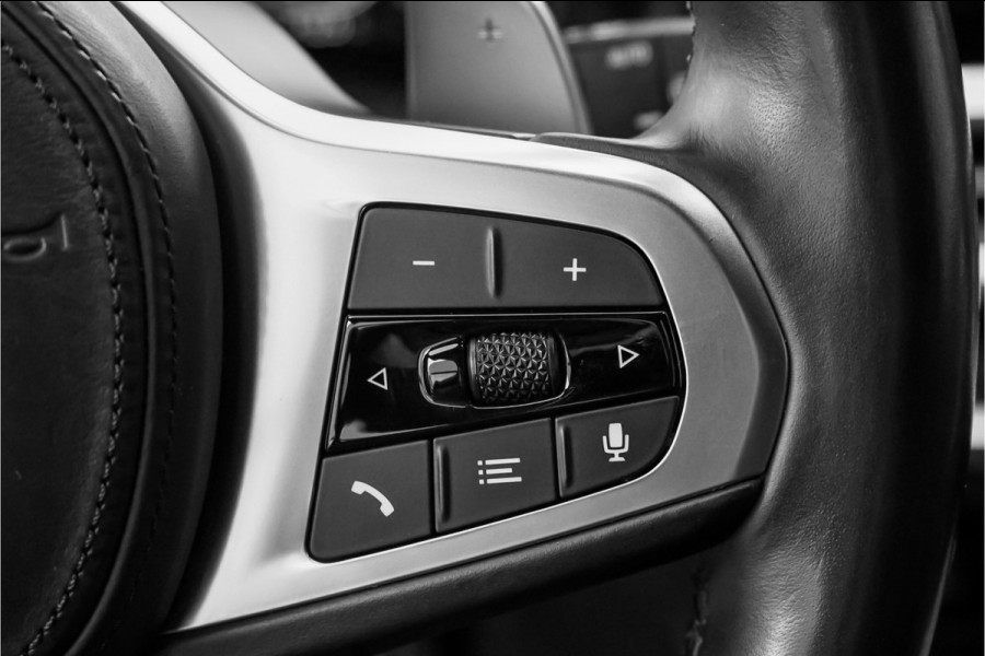 BMW 3 Serie Touring 320i M-Sport Shadow CarPlay Camera 19"