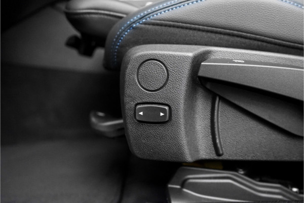 BMW 3 Serie Touring 320i M-Sport Shadow CarPlay Camera 19"