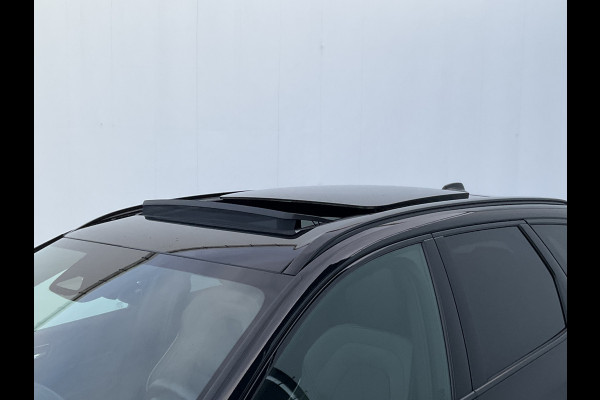 Volvo XC60 2.0 T8 456PK Plug-in hybrid AWD Ultra Black Edition Orig.NL Pano HUD Memory Carplay Trekhaak Harman/Kardon