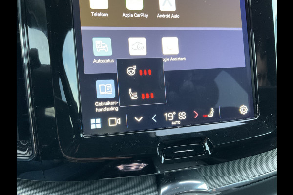 Volvo XC60 2.0 T8 456PK Plug-in hybrid AWD Ultra Black Edition Orig.NL Pano HUD Memory Carplay Trekhaak Harman/Kardon