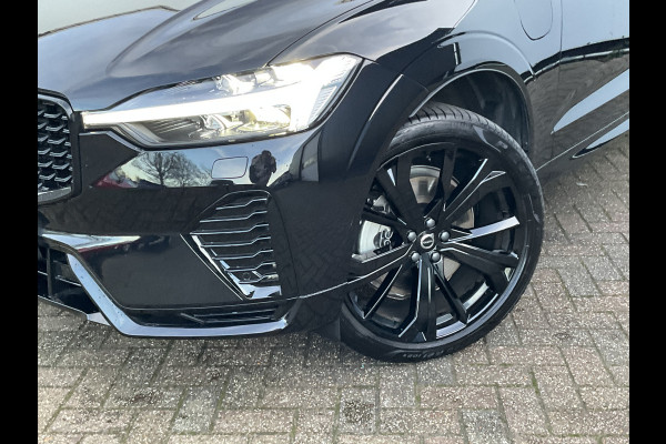 Volvo XC60 2.0 T8 456PK Plug-in hybrid AWD Ultra Black Edition Orig.NL Pano HUD Memory Carplay Trekhaak Harman/Kardon