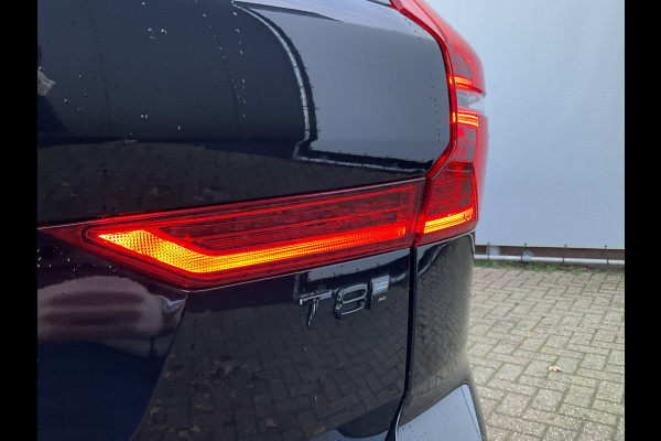 Volvo XC60 2.0 T8 456PK Plug-in hybrid AWD Ultra Black Edition Orig.NL Pano HUD Memory Carplay Trekhaak Harman/Kardon