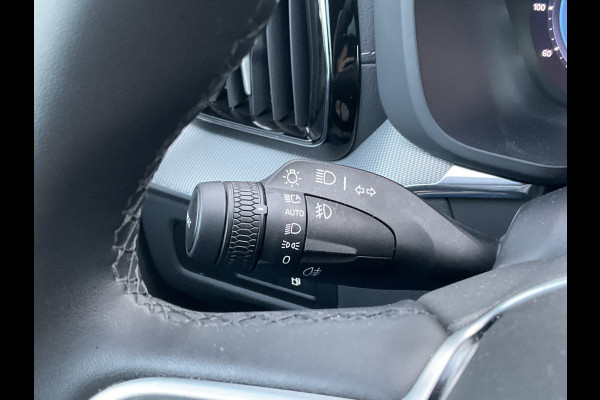 Volvo XC60 2.0 T8 456PK Plug-in hybrid AWD Ultra Black Edition Orig.NL Pano HUD Memory Carplay Trekhaak Harman/Kardon