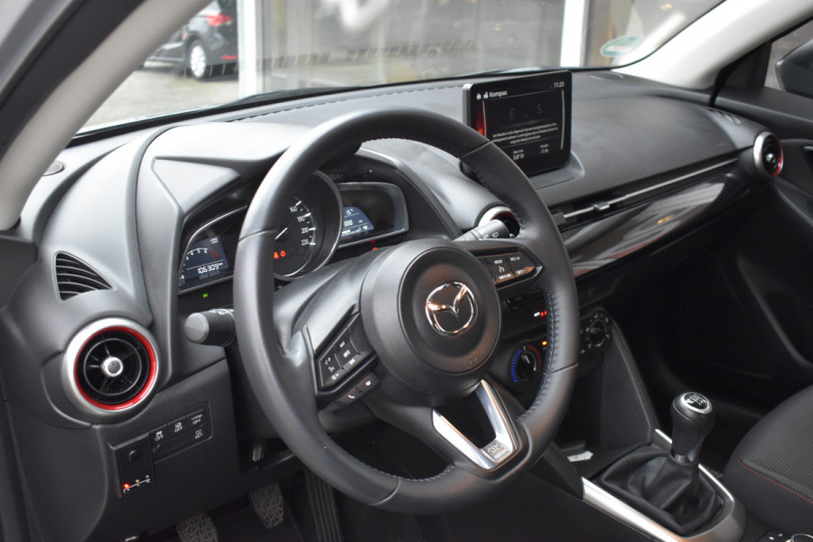 Mazda 2 1.5 Skyactiv-G Sportive / Carplay / Cruise / Camera / Stoelverwarming