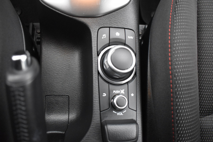 Mazda 2 1.5 Skyactiv-G Sportive / Carplay / Cruise / Camera / Stoelverwarming