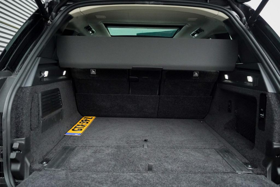 Land Rover Range Rover 3.0 P550e Autobiography PHEV / Massage / Towing Pack