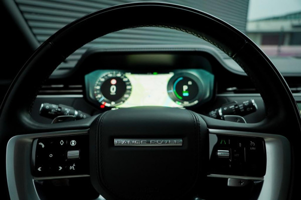 Land Rover Range Rover 3.0 P550e Autobiography PHEV / Massage / Towing Pack