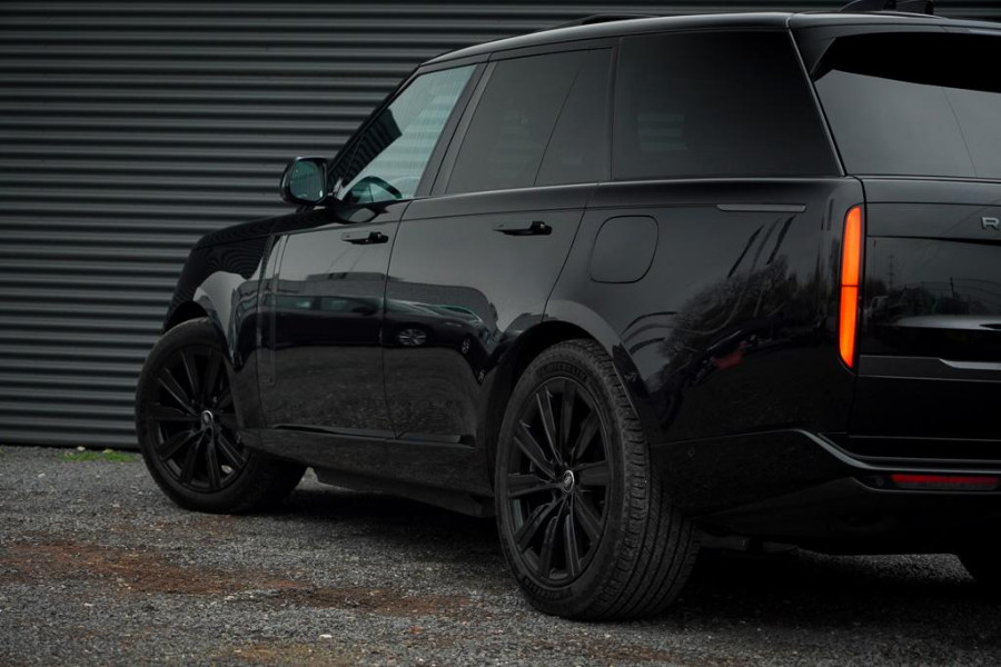 Land Rover Range Rover 3.0 P550e Autobiography PHEV / Massage / Towing Pack
