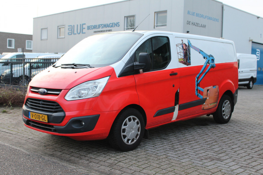 Ford Transit Custom 340 2.0 TDCI 130PK Euro6 Automaat L2H1 Trend ✓ airco ✓ trekhaak ✓ camera