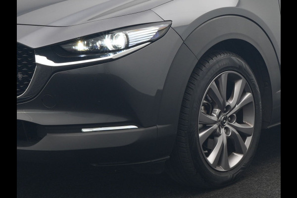 Mazda CX-30 2.0 e-SkyActiv-G M Hybrid Comfort Automaat | Adaptive Cruise | Trekhaak | Head Up | 360 Camera | BOSE Sound | Stuur & Stoelverwarming |  Apple Carplay | 18"L.M | LED Koplampen |