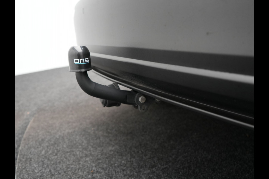 Mazda CX-30 2.0 e-SkyActiv-G M Hybrid Comfort Automaat | Adaptive Cruise | Trekhaak | Head Up | 360 Camera | BOSE Sound | Stuur & Stoelverwarming |  Apple Carplay | 18"L.M | LED Koplampen |