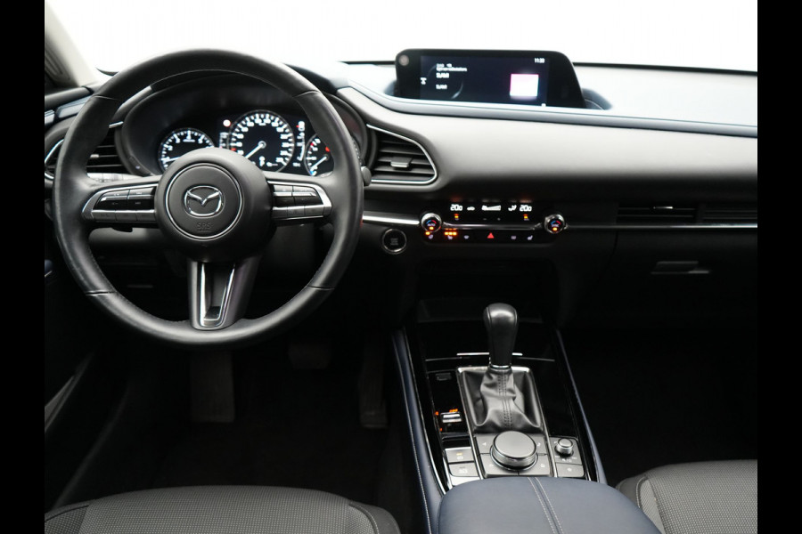Mazda CX-30 2.0 e-SkyActiv-G M Hybrid Comfort Automaat | Adaptive Cruise | Trekhaak | Head Up | 360 Camera | BOSE Sound | Stuur & Stoelverwarming |  Apple Carplay | 18"L.M | LED Koplampen |