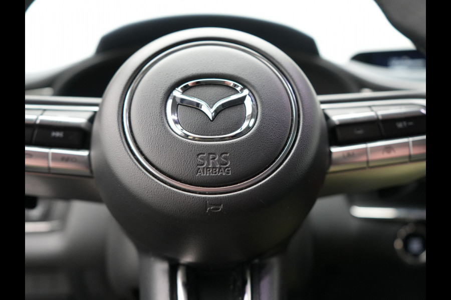 Mazda CX-30 2.0 e-SkyActiv-G M Hybrid Comfort Automaat | Adaptive Cruise | Trekhaak | Head Up | 360 Camera | BOSE Sound | Stuur & Stoelverwarming |  Apple Carplay | 18"L.M | LED Koplampen |