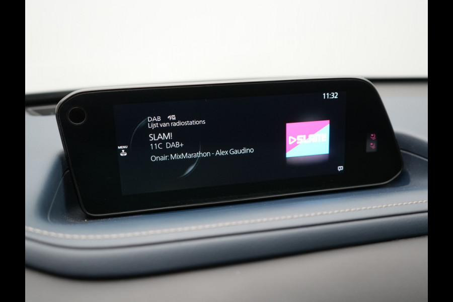 Mazda CX-30 2.0 e-SkyActiv-G M Hybrid Comfort Automaat | Adaptive Cruise | Trekhaak | Head Up | 360 Camera | BOSE Sound | Stuur & Stoelverwarming |  Apple Carplay | 18"L.M | LED Koplampen |