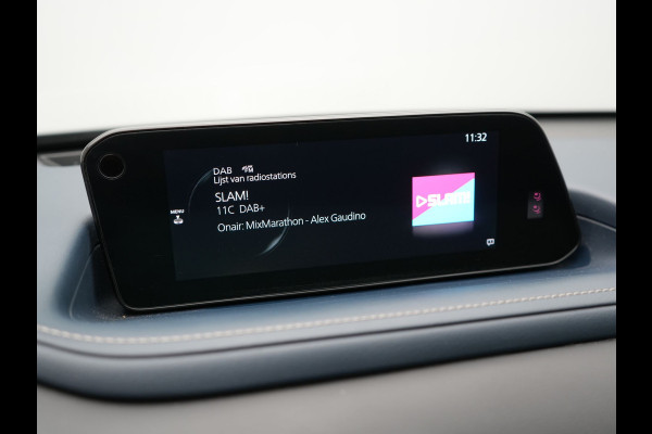 Mazda CX-30 2.0 e-SkyActiv-G M Hybrid Comfort Automaat | Adaptive Cruise | Trekhaak | Head Up | 360 Camera | BOSE Sound | Stuur & Stoelverwarming |  Apple Carplay | 18"L.M | LED Koplampen |