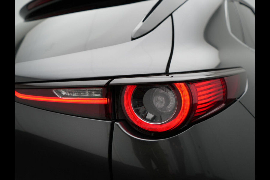 Mazda CX-30 2.0 e-SkyActiv-G M Hybrid Comfort Automaat | Adaptive Cruise | Trekhaak | Head Up | 360 Camera | BOSE Sound | Stuur & Stoelverwarming |  Apple Carplay | 18"L.M | LED Koplampen |